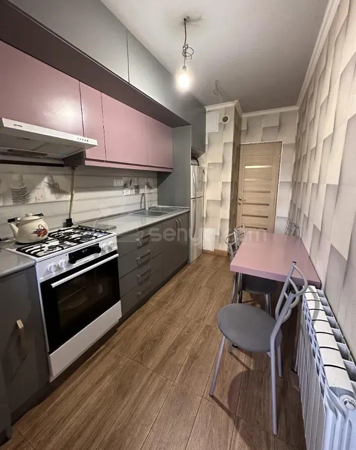 4 Սենյականոց Բնակարան, 80քմ, 2/16 հարկ, Կապիտալ Վերանորոգված