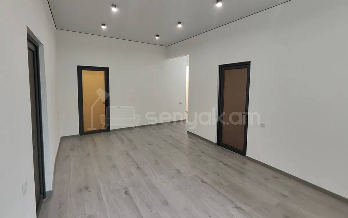 Օֆիսային Տարածք, 95քմ, Կապիտալ Վերանորոգված