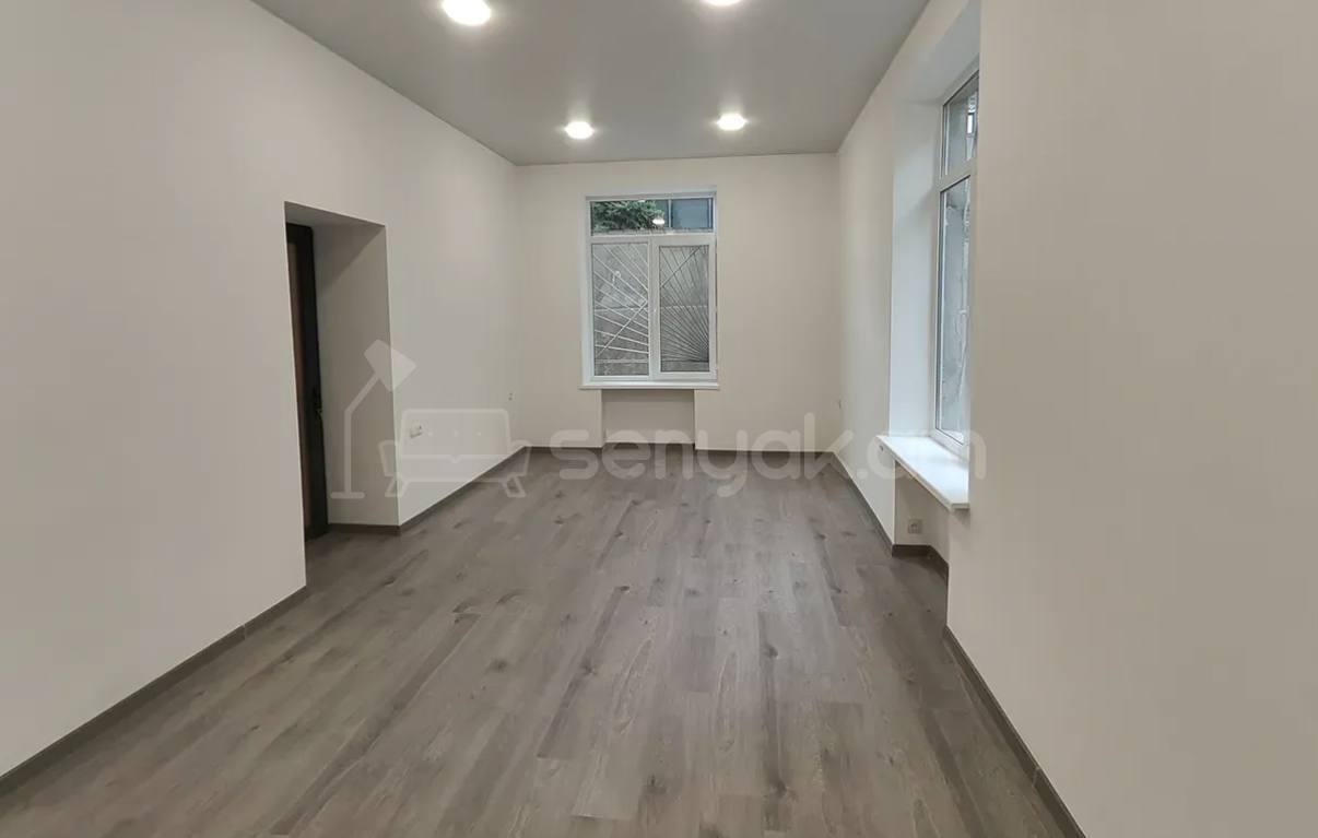Օֆիսային Տարածք, 95քմ, Կապիտալ Վերանորոգված
