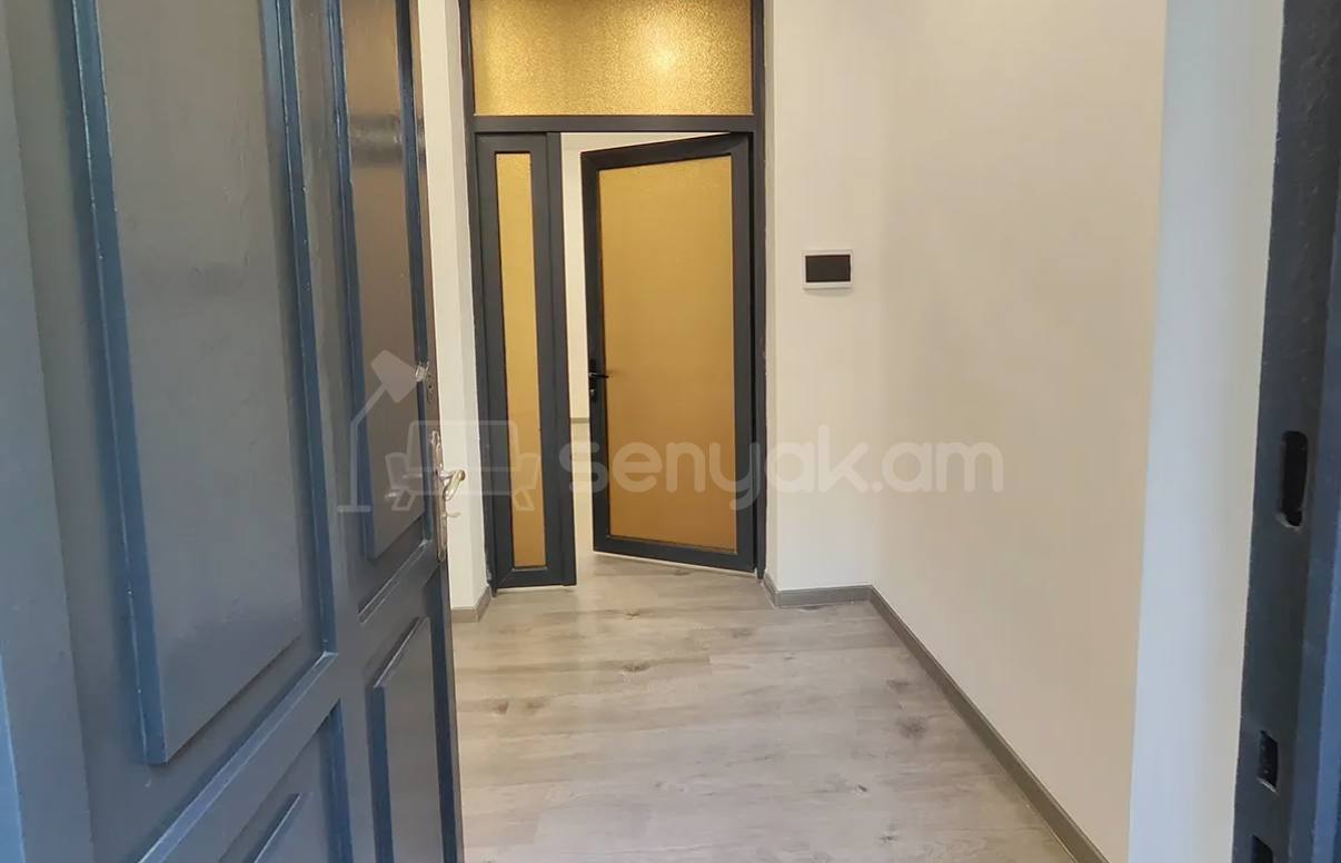 Օֆիսային Տարածք, 95քմ, Կապիտալ Վերանորոգված