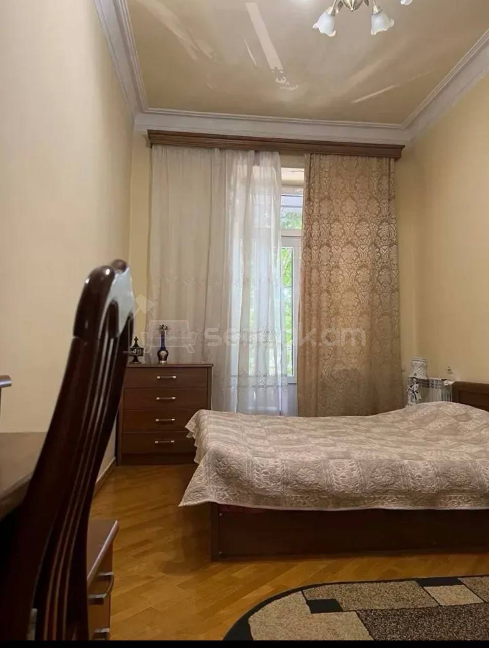 3 Սենյականոց Բնակարան Քարե Շենքում, 72քմ, 4/5 հարկ, Կապիտալ Վերանորոգված, Կահավորված