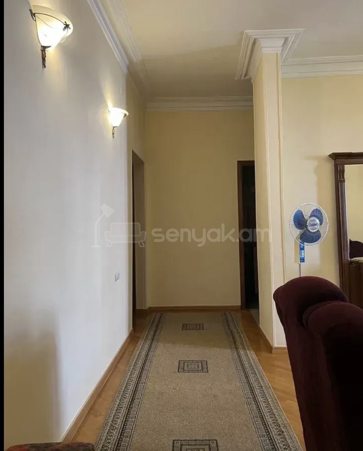 3 Սենյականոց Բնակարան Քարե Շենքում, 72քմ, 4/5 հարկ, Կապիտալ Վերանորոգված, Կահավորված