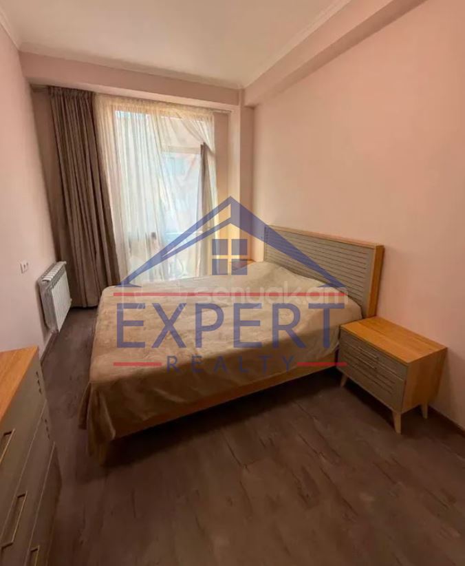 2 Սենյականոց Բնակարան, 50քմ, 8/9 հարկ, Կապիտալ Վերանորոգված, Կահավորված