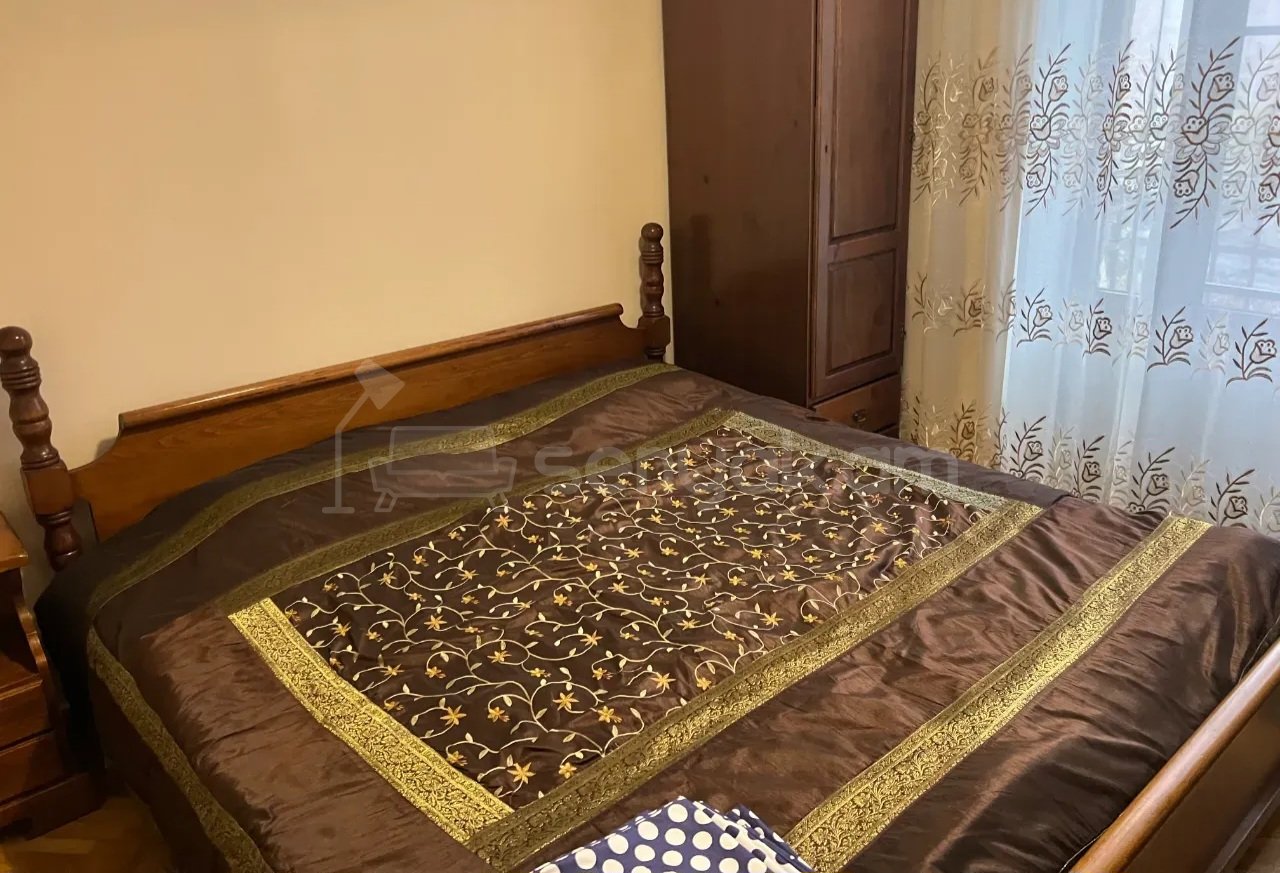 2 Սենյականոց Բնակարան Քարե Շենքում, 40քմ, 2/4 հարկ, Կապիտալ Վերանորոգված, Կահավորված
