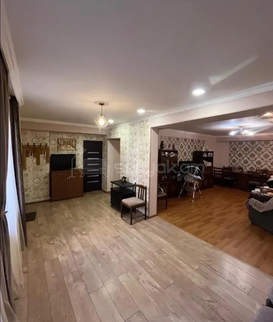 4 Սենյականոց Բնակարան, 100քմ, 1/14 հարկ, Կապիտալ Վերանորոգված