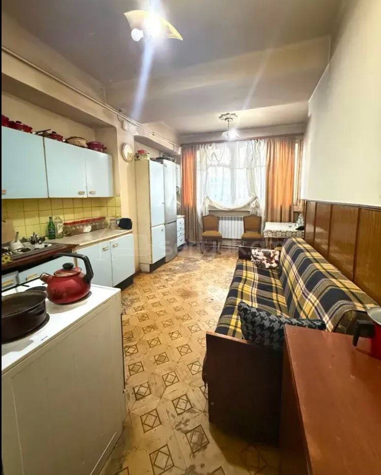 3 Սենյականոց Բնակարան, 94քմ, 1/9 հարկ, Կոսմետիկ Վերանորոգված