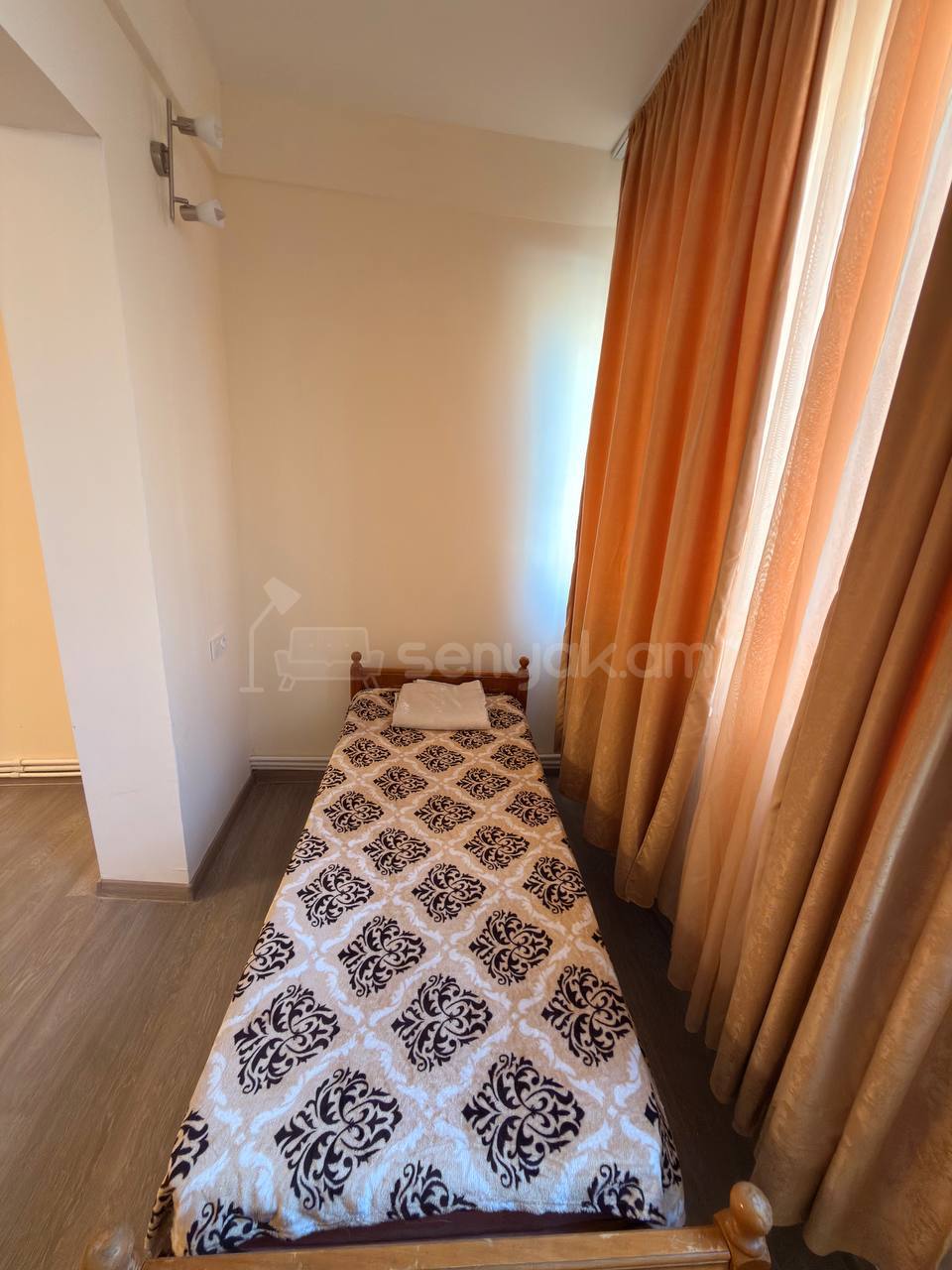 3 Սենյականոց Բնակարան, 64քմ, 1/9 հարկ, Կապիտալ Վերանորոգված, Կահավորված