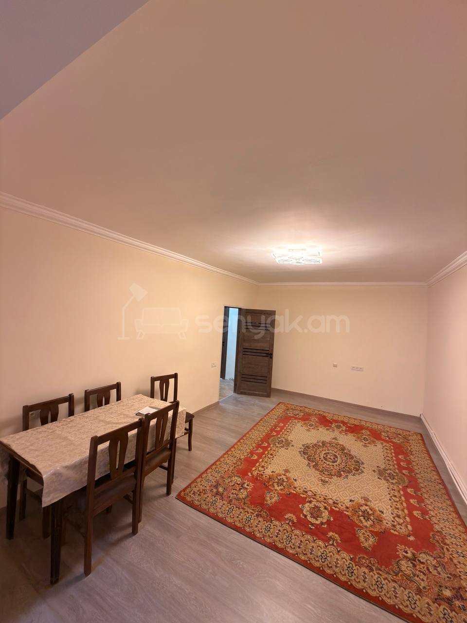 3 Սենյականոց Բնակարան, 64քմ, 1/9 հարկ, Կապիտալ Վերանորոգված, Կահավորված