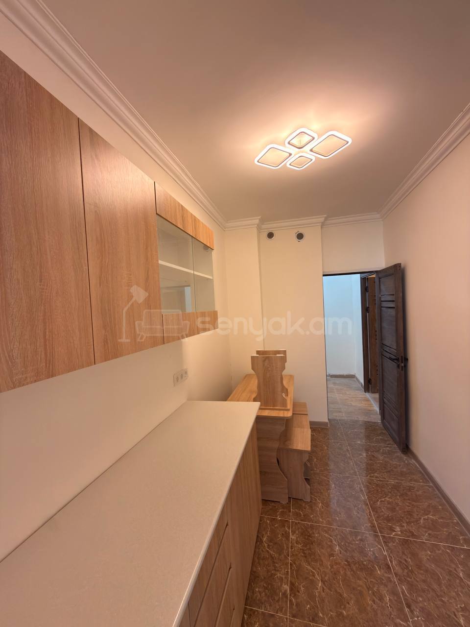 3 Սենյականոց Բնակարան, 64քմ, 1/9 հարկ, Կապիտալ Վերանորոգված, Կահավորված