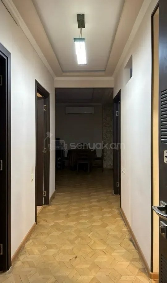 4 Սենյականոց Բնակարան, 78քմ, 4/9 հարկ, Կապիտալ Վերանորոգված