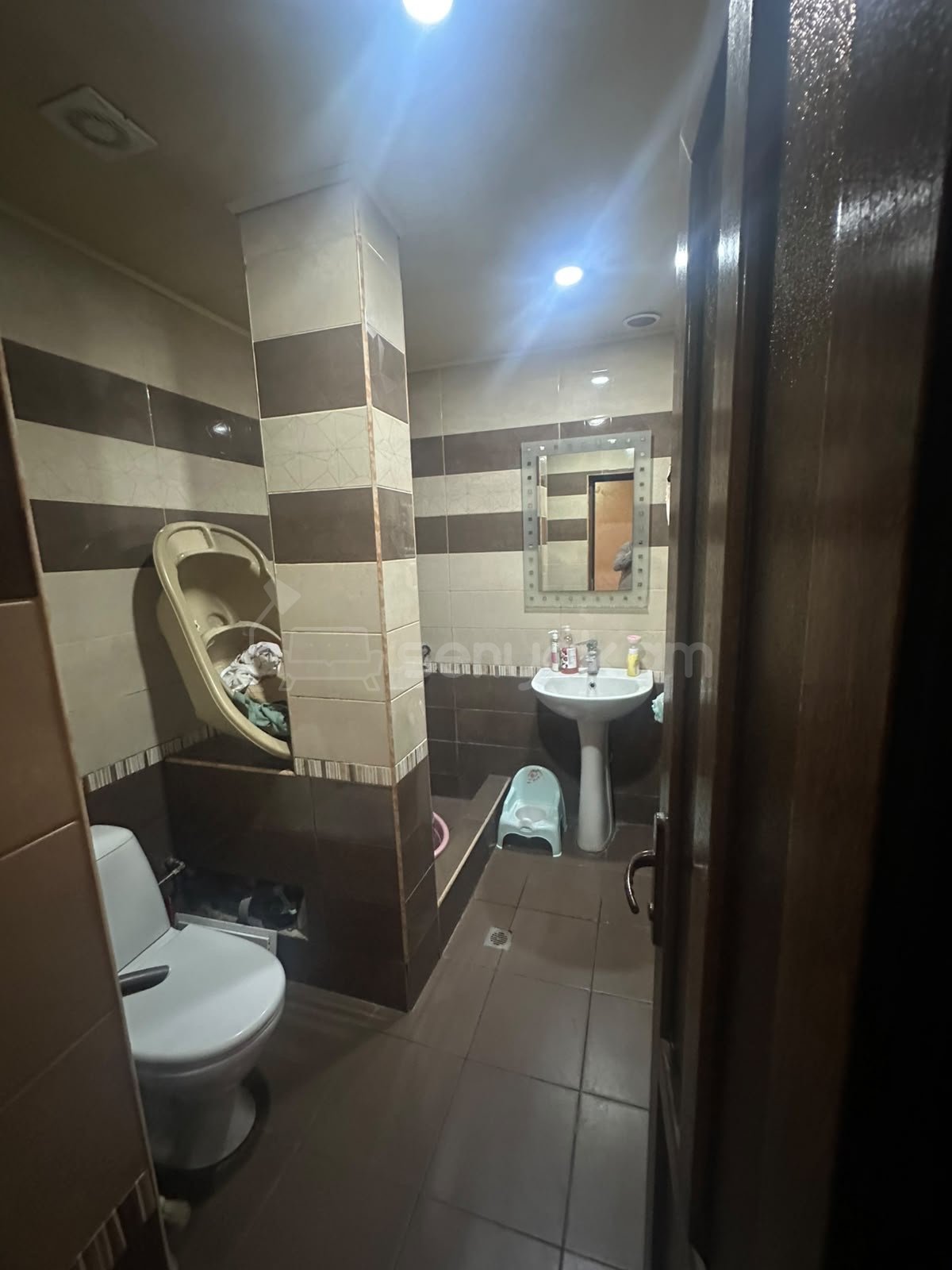3 Սենյականոց Բնակարան, 72քմ, 1/9 հարկ, Կապիտալ Վերանորոգված