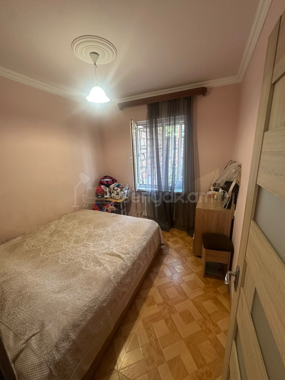 3 Սենյականոց Բնակարան, 72քմ, 1/9 հարկ, Կապիտալ Վերանորոգված