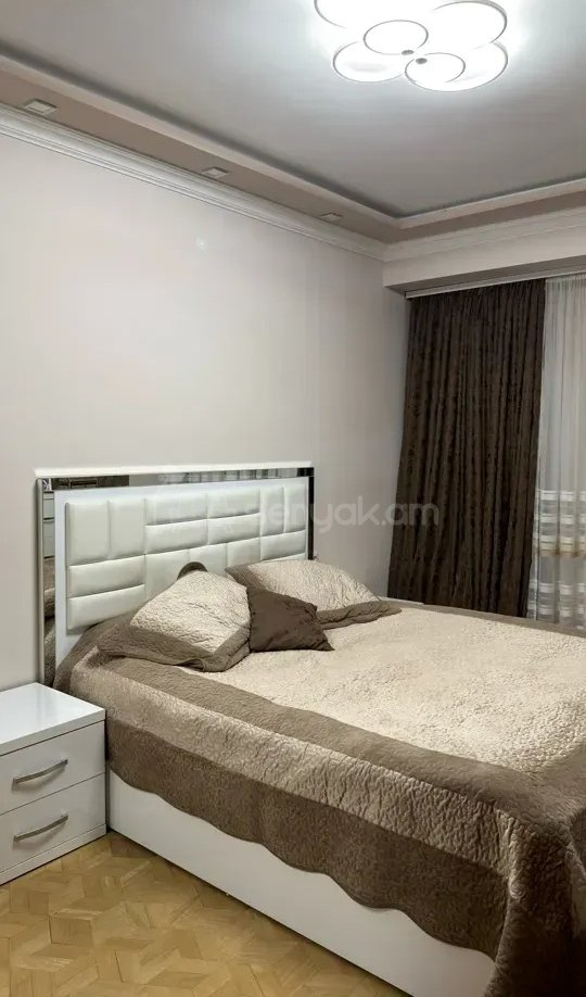 4 Սենյականոց Բնակարան, 78քմ, 4/9 հարկ, Կապիտալ Վերանորոգված
