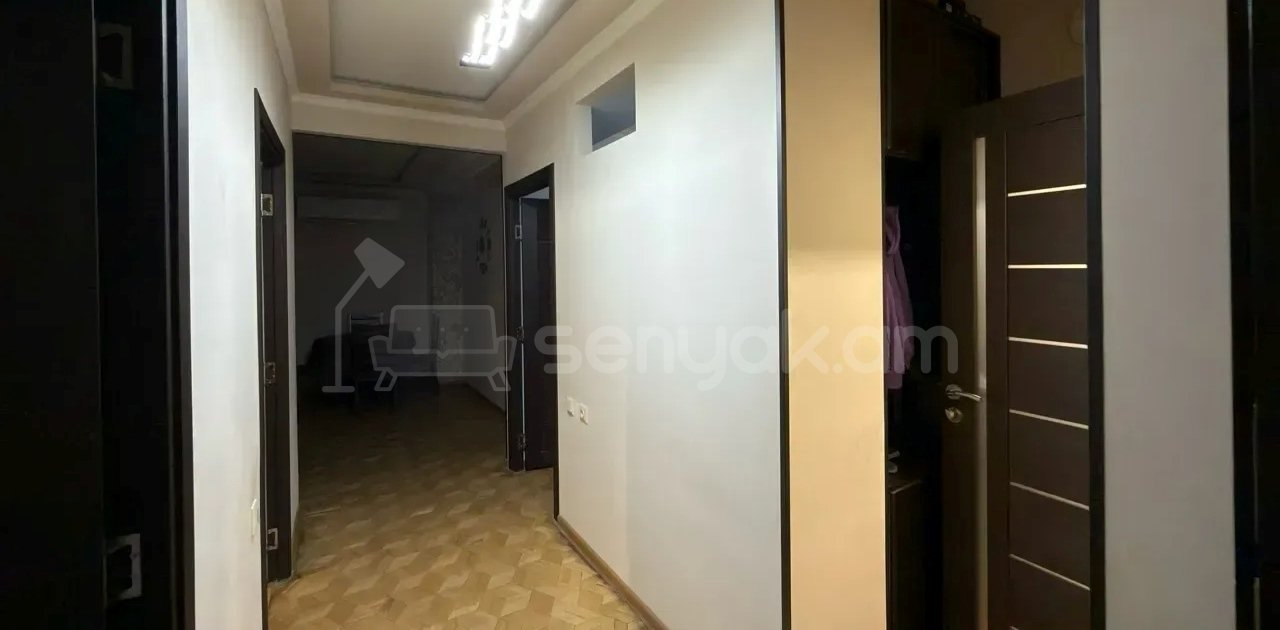 4 Սենյականոց Բնակարան, 78քմ, 4/9 հարկ, Կապիտալ Վերանորոգված