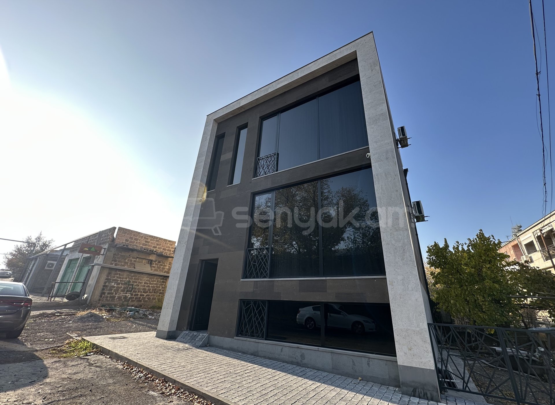 Առևտրի Տարածք, 154քմ, Կապիտալ Վերանորոգված