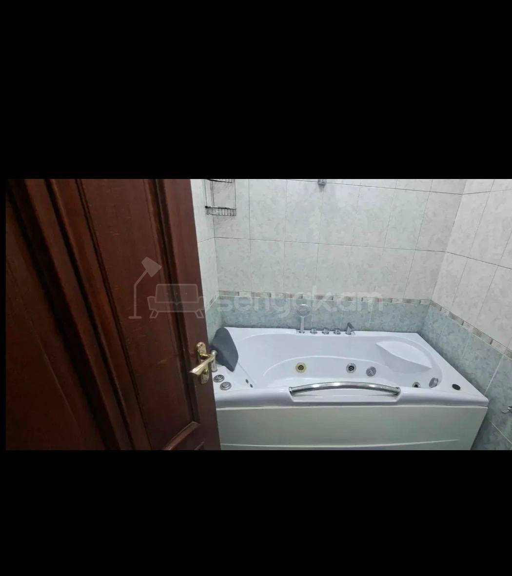 3 Սենյականոց Բնակարան, 74քմ, 6/9 հարկ, Կապիտալ Վերանորոգված, Կահավորված