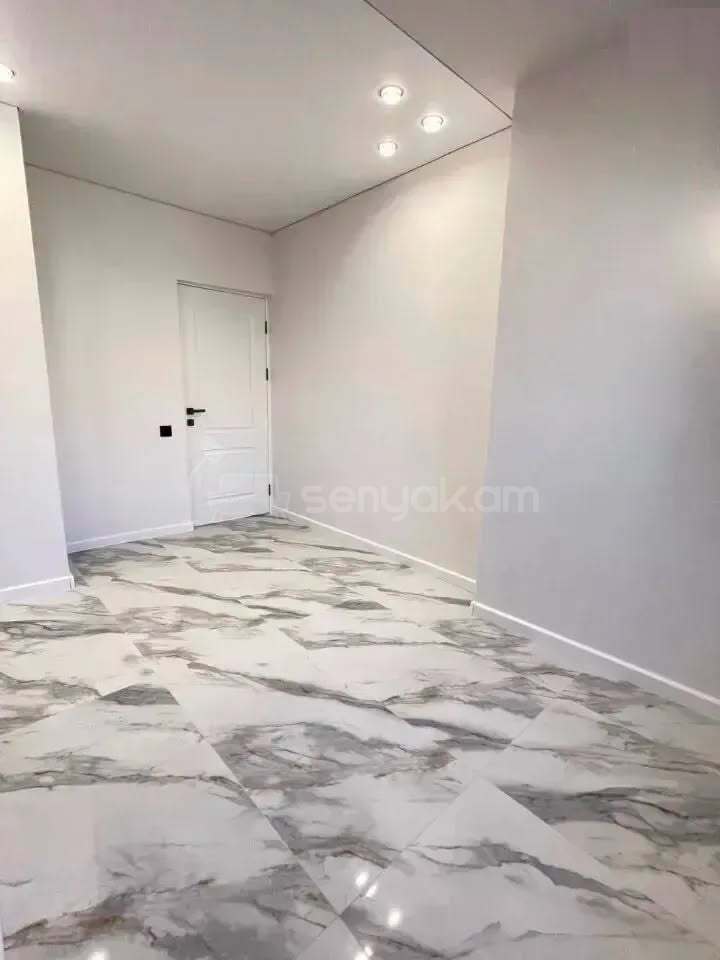 2 Սենյականոց Բնակարան, 40քմ, 6/9 հարկ, Կապիտալ Վերանորոգված