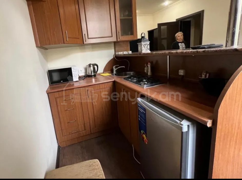 2 Սենյականոց Բնակարան Քարե Շենքում, 45քմ, 2/5 հարկ, Կապիտալ Վերանորոգված, Կահավորված
