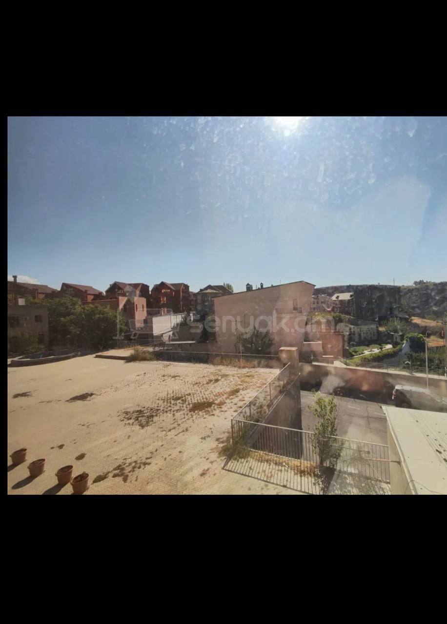 3 Սենյականոց Բնակարան, 71քմ, 1/7 հարկ, Կապիտալ Վերանորոգված, Կահավորված