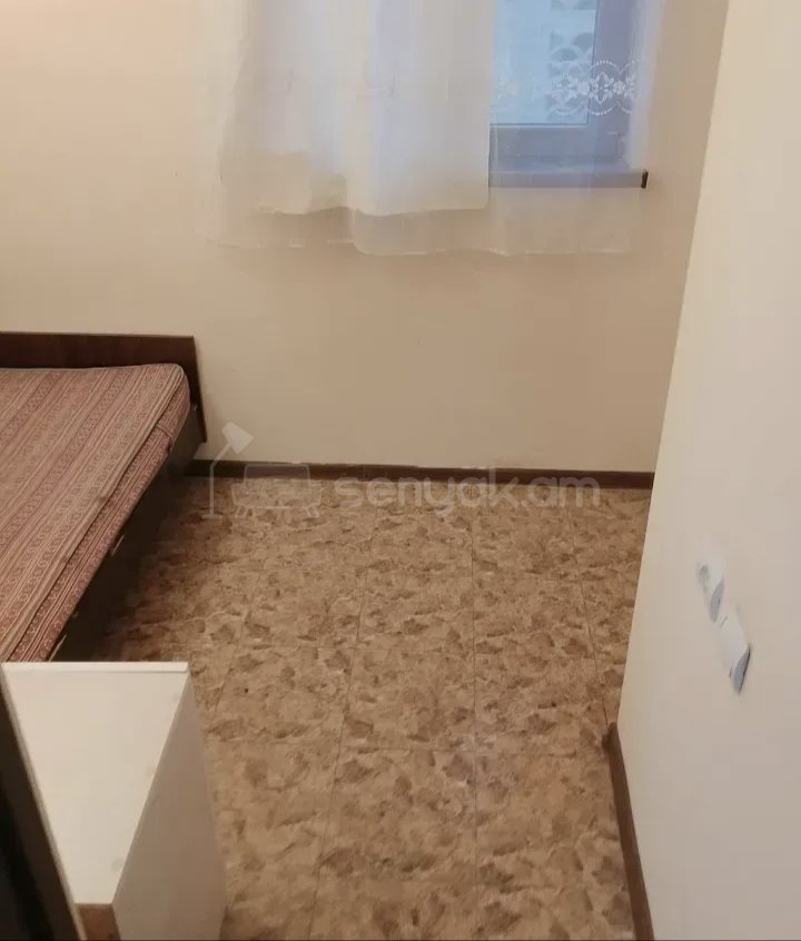 3 Սենյականոց Բնակարան, 77քմ, 5/9 հարկ, Նորմալ Վիճակում, Կահավորված