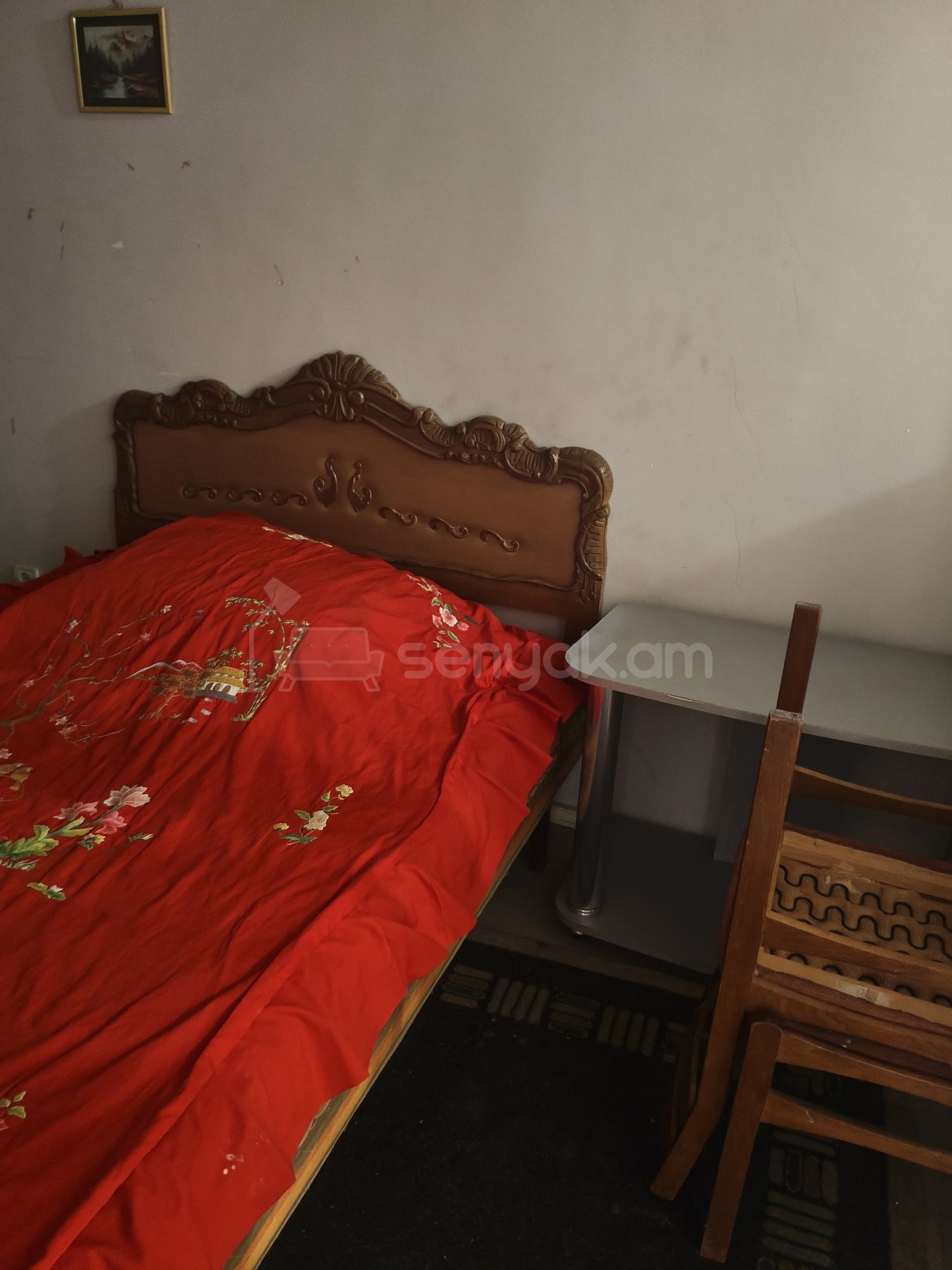 3 Սենյականոց Բնակարան Քարե Շենքում, 82քմ, 3/5 հարկ, Նորմալ Վիճակում, Կահավորված