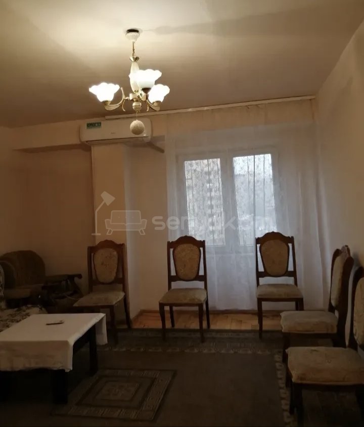 2 Սենյականոց Բնակարան Քարե Շենքում, 67քմ, 5/9 հարկ, Նորմալ Վիճակում, Կահավորված, Արևկող
