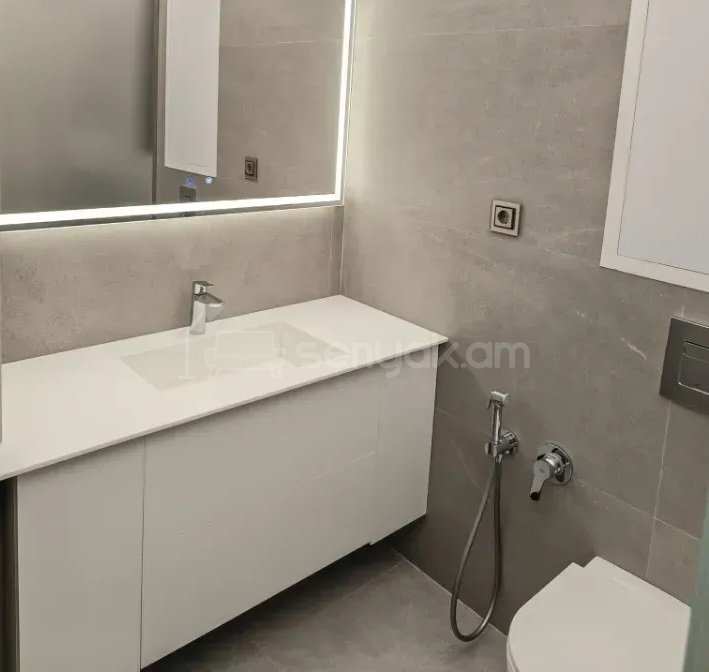 4 Սենյականոց Բնակարան Նորակառույցում, 96քմ, 9/14 հարկ, Կապիտալ Վերանորոգված