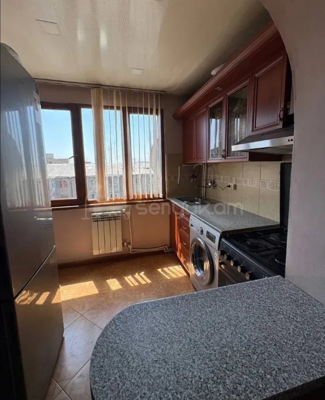 3 Սենյականոց Բնակարան, 75քմ, 5/5 հարկ, Նորմալ Վիճակում