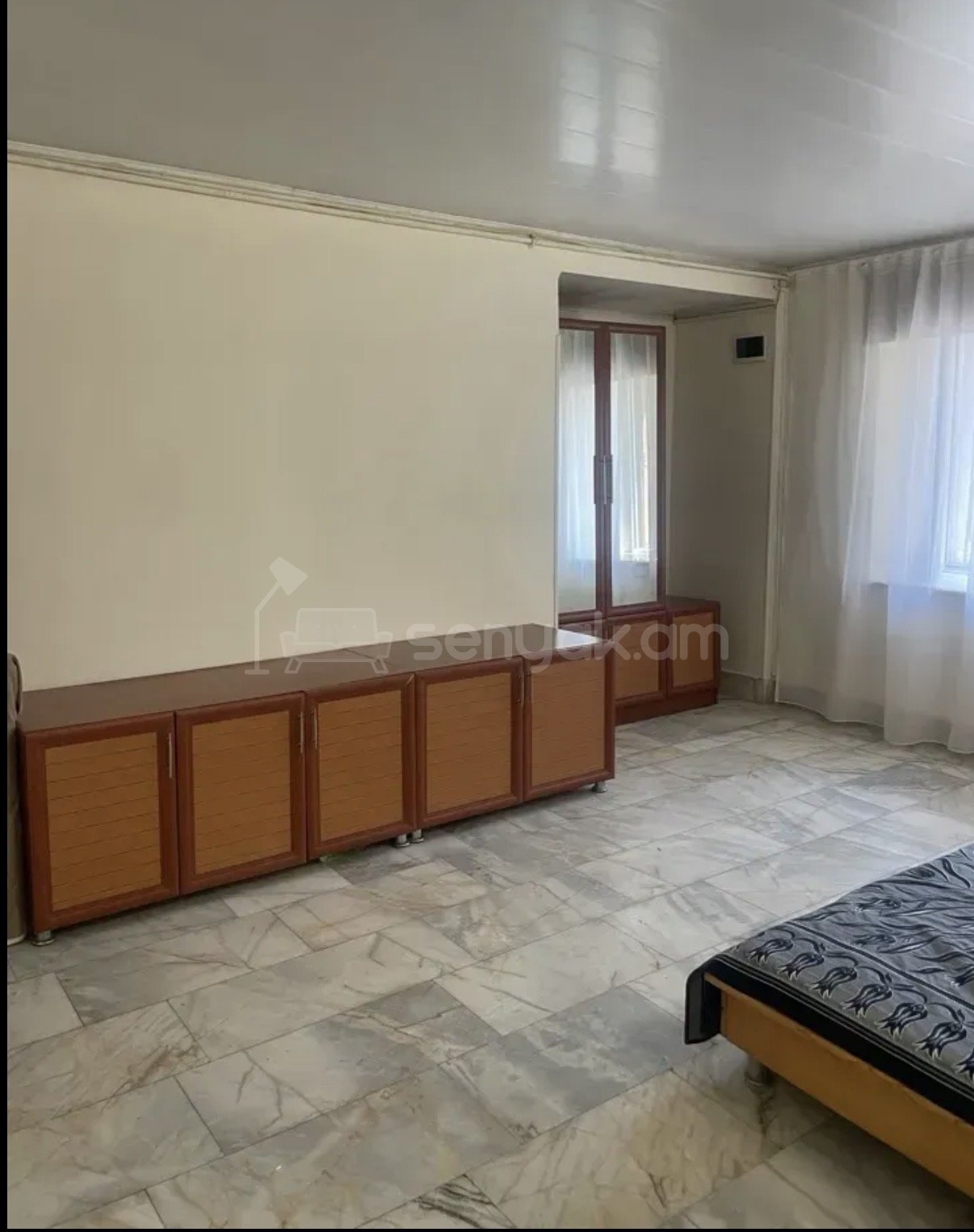 3 Սենյականոց Բնակարան Քարե Շենքում, 85քմ, 1/4 հարկ, Կապիտալ Վերանորոգված, Կահավորված, Արևկող