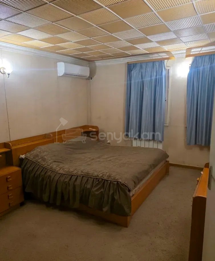 4 Սենյականոց Բնակարան Քարե Շենքում, 132քմ, 4/5 հարկ, Կոսմետիկ Վերանորոգված