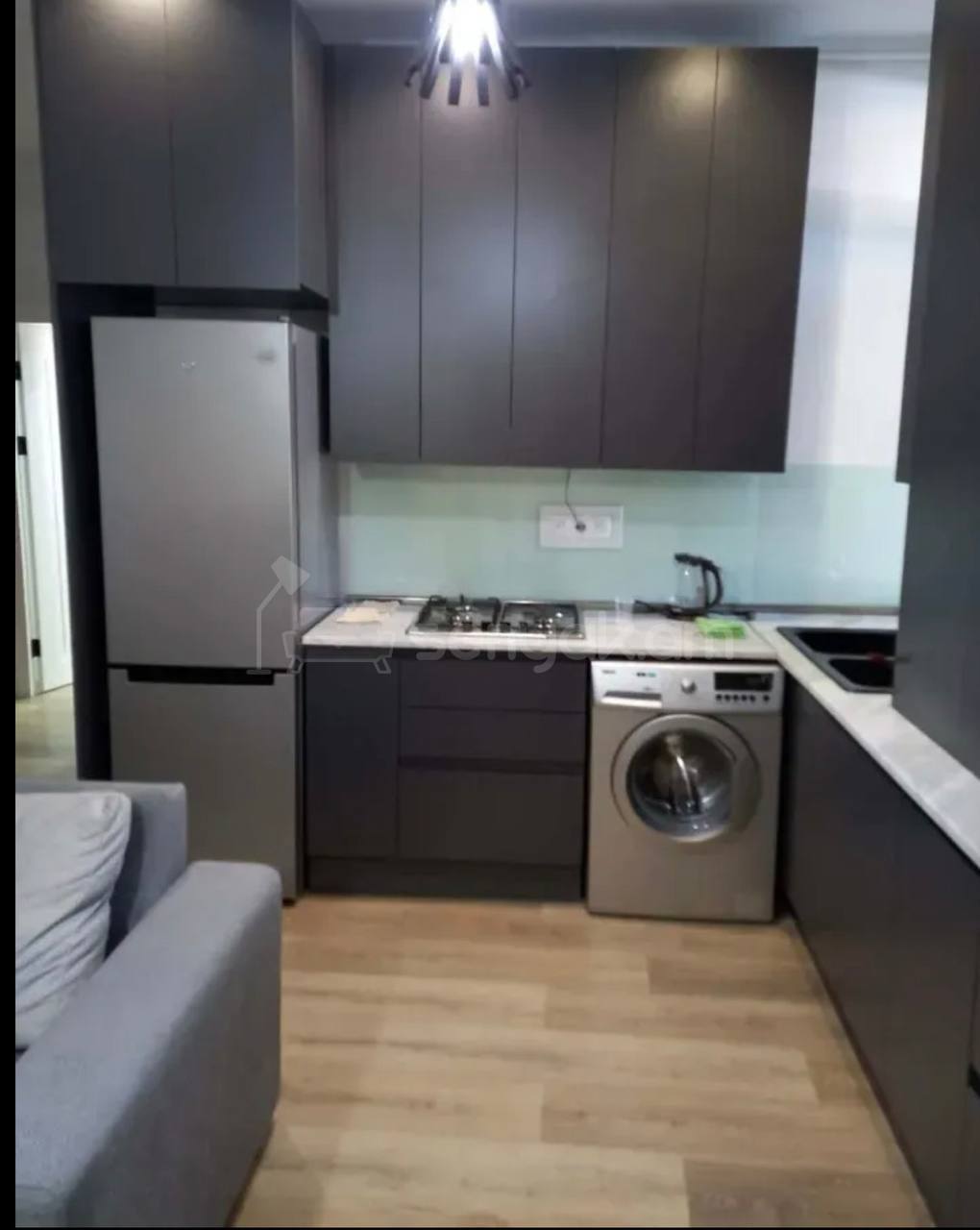 2 Սենյականոց Բնակարան Քարե Շենքում, 50քմ, 1/5 հարկ, Կապիտալ Վերանորոգված, Կահավորված