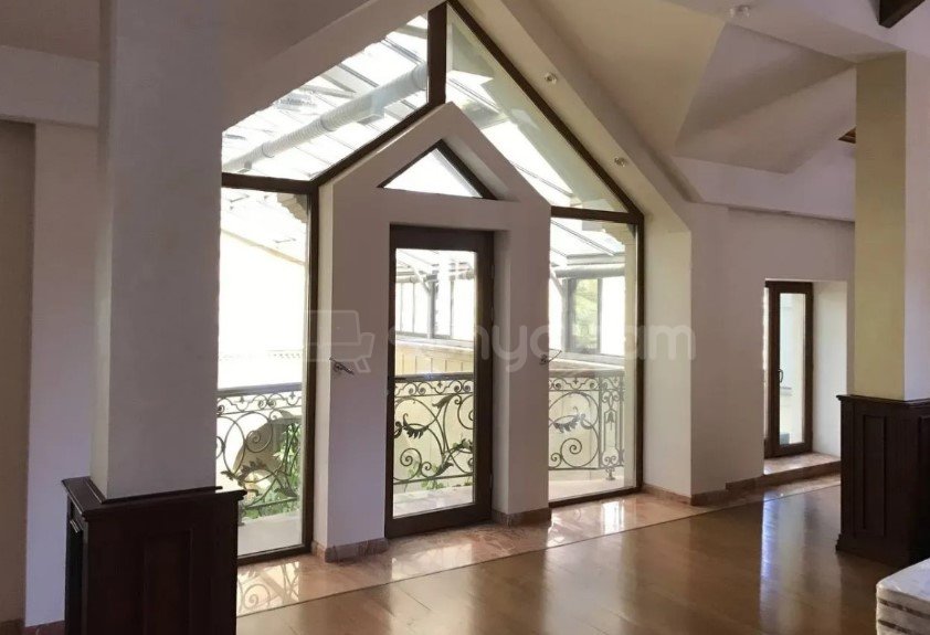 7 Սենյականոց Սեփական Տուն, 422քմ, Դիզայներական Վերանորոգված, Կահավորված, Ավտոտնակով