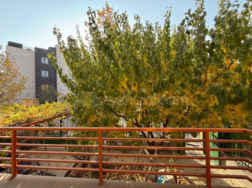 4 Սենյականոց Բնակարան Նորակառույցում, 157քմ, 1/3 հարկ, Զրոյական Վիճակում