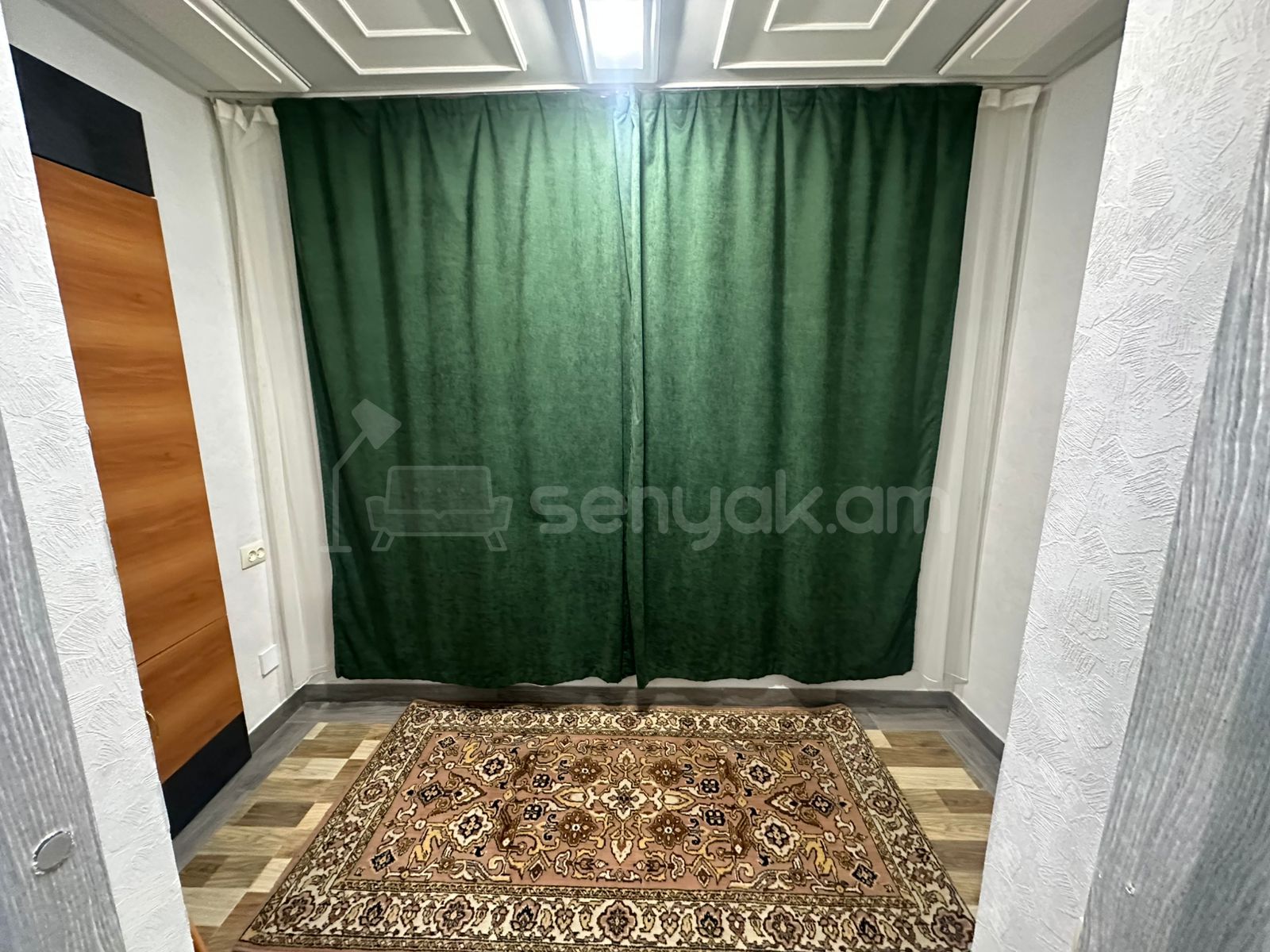 2 Սենյականոց Բնակարան Քարե Շենքում, 41քմ, 2/3 հարկ, Կապիտալ Վերանորոգված