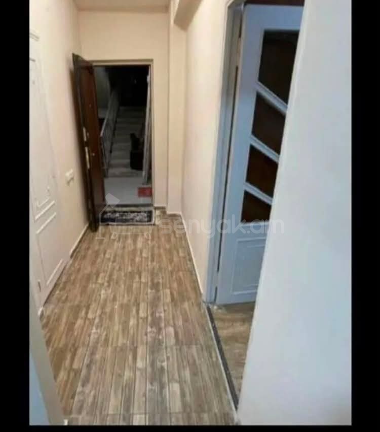 1 Սենյականոց Բնակարան, 45քմ, 2/9 հարկ, Պետական Վիճակում, Կահավորված, Արևկող