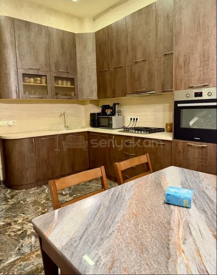 2 Սենյականոց Բնակարան Նորակառույցում, 77քմ, 1/11 հարկ, Դիզայներական Վերանորոգված