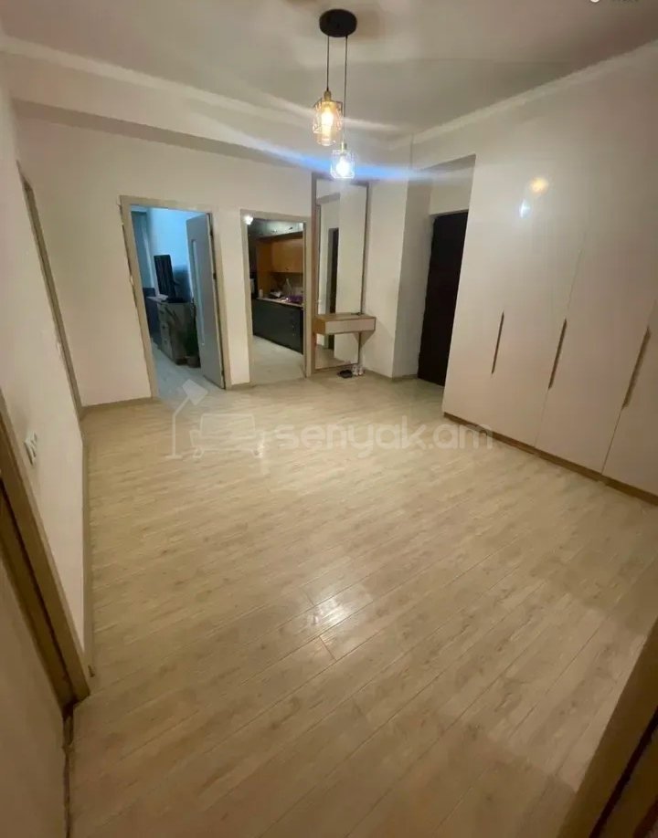 3 Սենյականոց Բնակարան Նորակառույցում, 83քմ, 2/8 հարկ, Դիզայներական Վերանորոգված