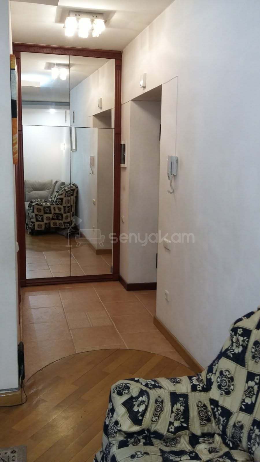 2 Սենյականոց Բնակարան Քարե Շենքում, 55քմ, 5/5 հարկ, Կապիտալ Վերանորոգված, Կահավորված, Արևկող