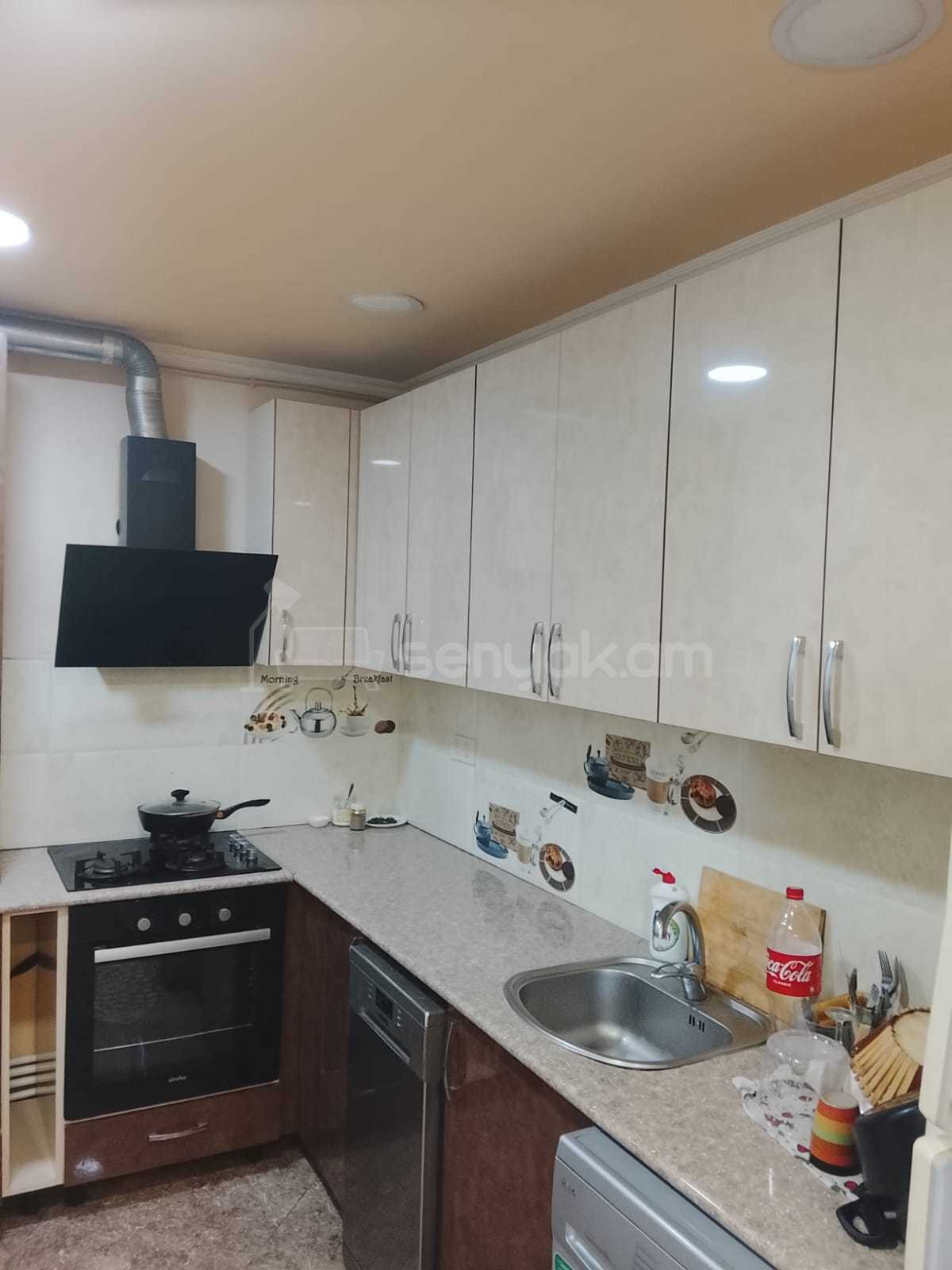 3 Սենյականոց Բնակարան, 74քմ, 2/4 հարկ, Կապիտալ Վերանորոգված, Կահավորված, Արևկող