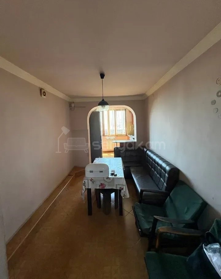 3 Սենյականոց Բնակարան, 81քմ, 5/5 հարկ, Նորմալ Վիճակում