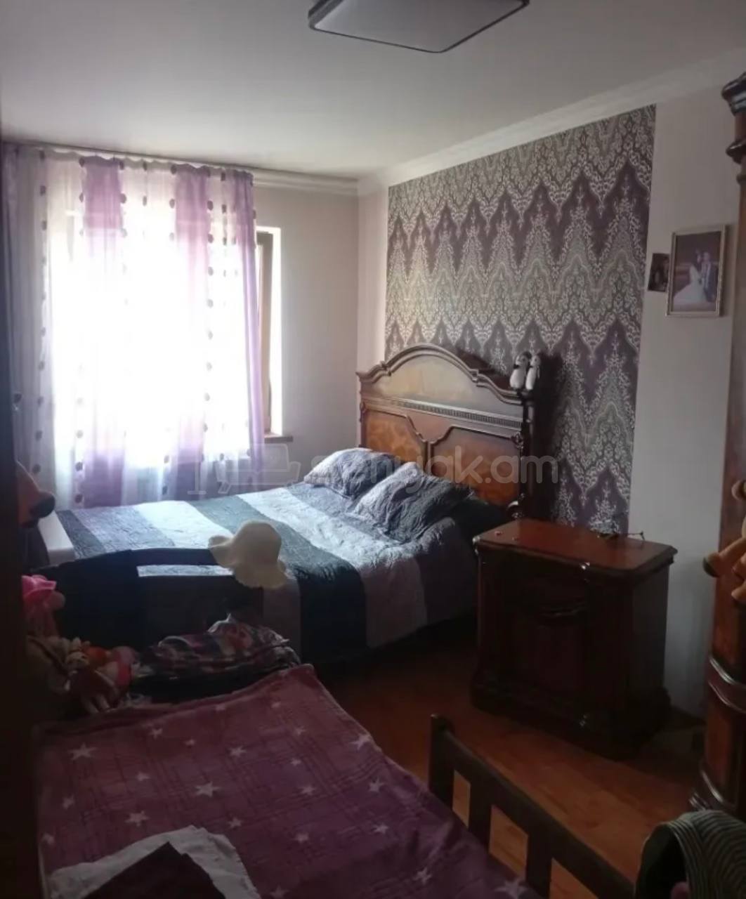 3 Սենյականոց Բնակարան Քարե Շենքում, 64քմ, 1/4 հարկ, Կապիտալ Վերանորոգված