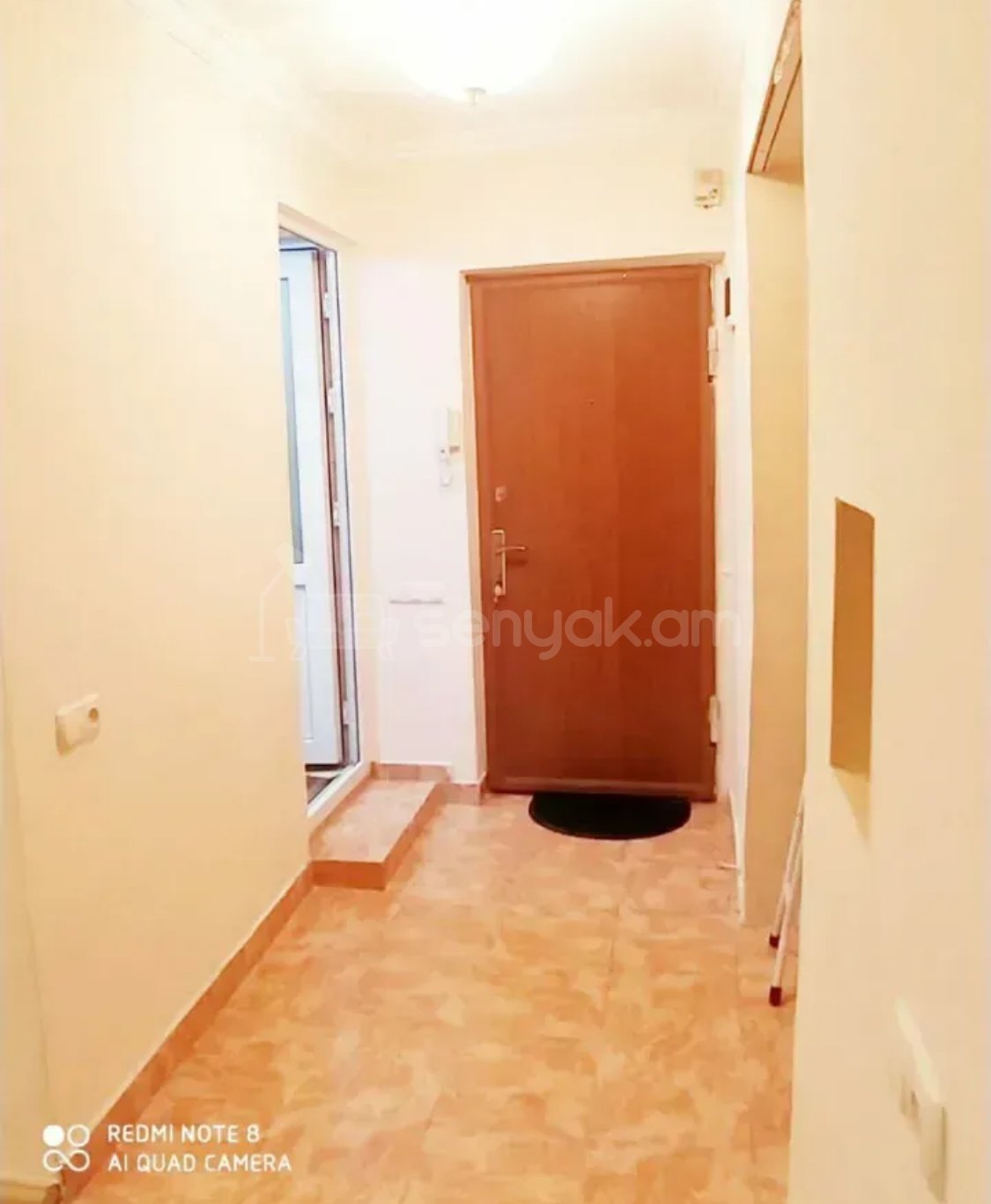 2 Սենյականոց Բնակարան Քարե Շենքում, 50քմ, 2/5 հարկ, Նորմալ Վիճակում