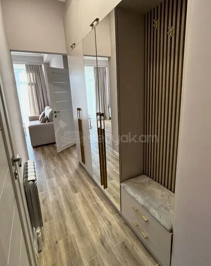 2 Սենյականոց Բնակարան Նորակառույցում, 41քմ, 5/7 հարկ, Դիզայներական Վերանորոգված