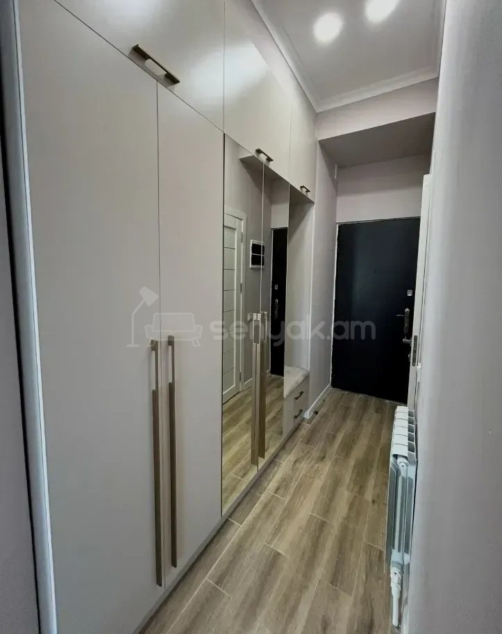 2 Սենյականոց Բնակարան Նորակառույցում, 41քմ, 5/7 հարկ, Կապիտալ Վերանորոգված