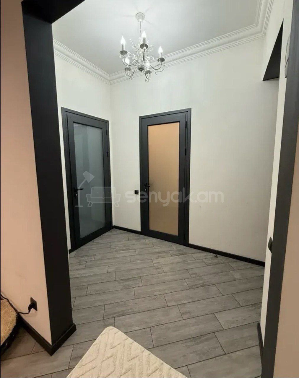 2 Սենյականոց Բնակարան Քարե Շենքում, 47քմ, 3/4 հարկ, Կապիտալ Վերանորոգված
