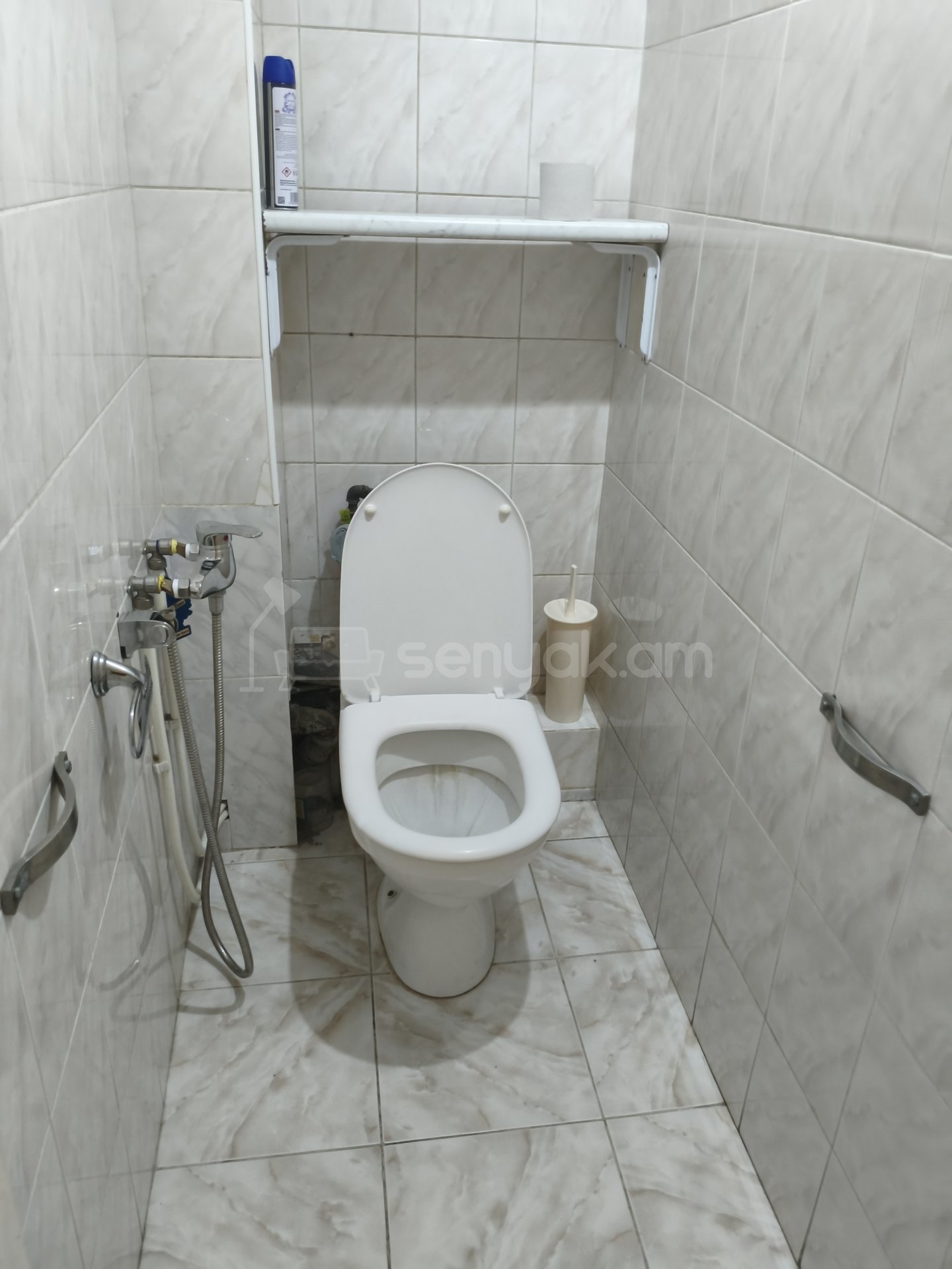 3 Սենյականոց Բնակարան Քարե Շենքում, 58քմ, 1/1 հարկ, Կապիտալ Վերանորոգված, Կահավորված