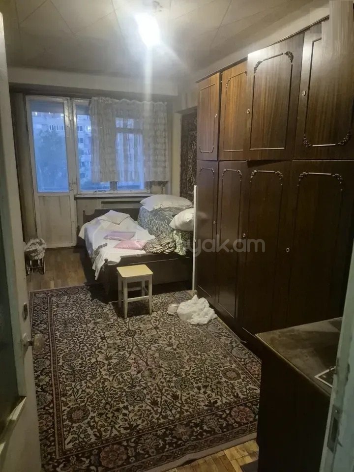 3 Սենյականոց Բնակարան, 94քմ, 4/9 հարկ, Նորմալ Վիճակում