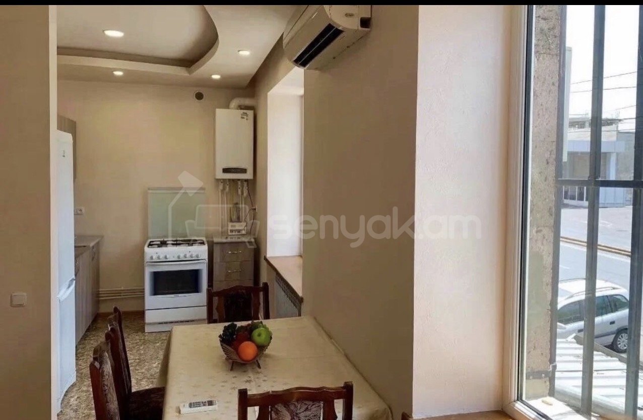 2 Սենյականոց Բնակարան Քարե Շենքում, 56քմ, 2/5 հարկ, Կապիտալ Վերանորոգված, Կահավորված, Արևկող