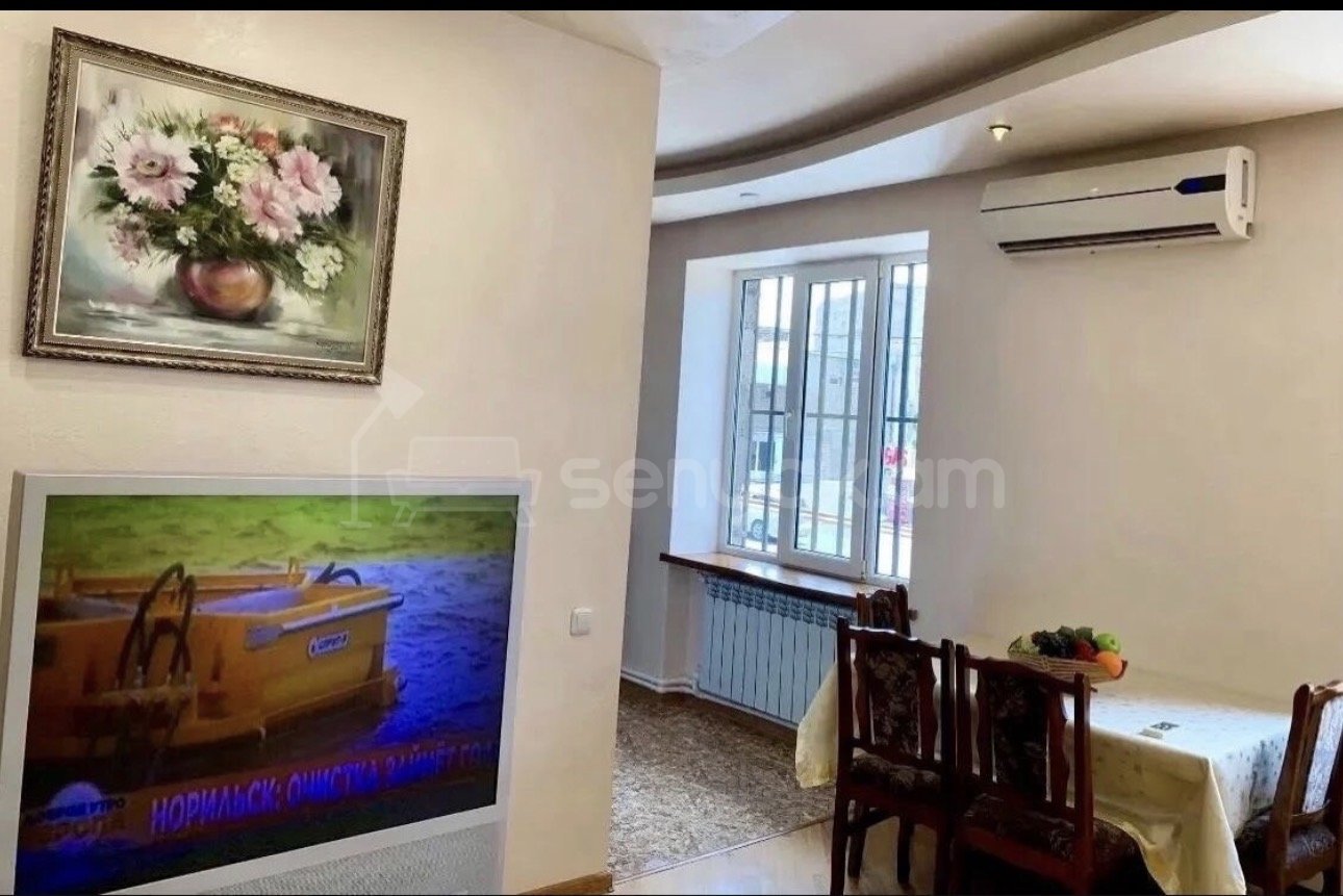 2 Սենյականոց Բնակարան Քարե Շենքում, 56քմ, 2/5 հարկ, Կապիտալ Վերանորոգված, Կահավորված, Արևկող