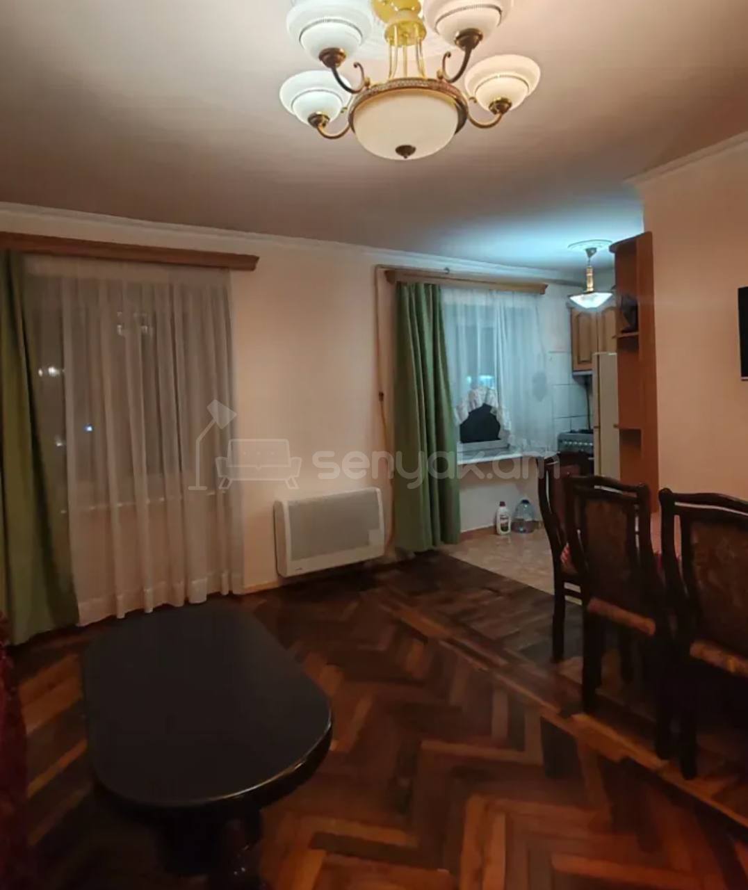 2 Սենյականոց Բնակարան Քարե Շենքում, 50քմ, 2/5 հարկ, Կապիտալ Վերանորոգված